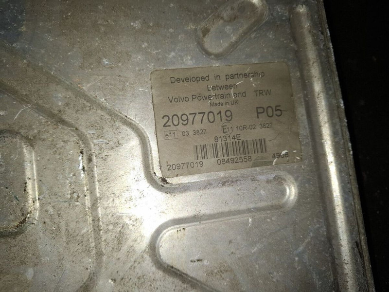 Volvo D12 D7C D9 - كتلة التحكم: صور 2 Volvo D12 D7C D9 - كتلة التحكم: صور 2