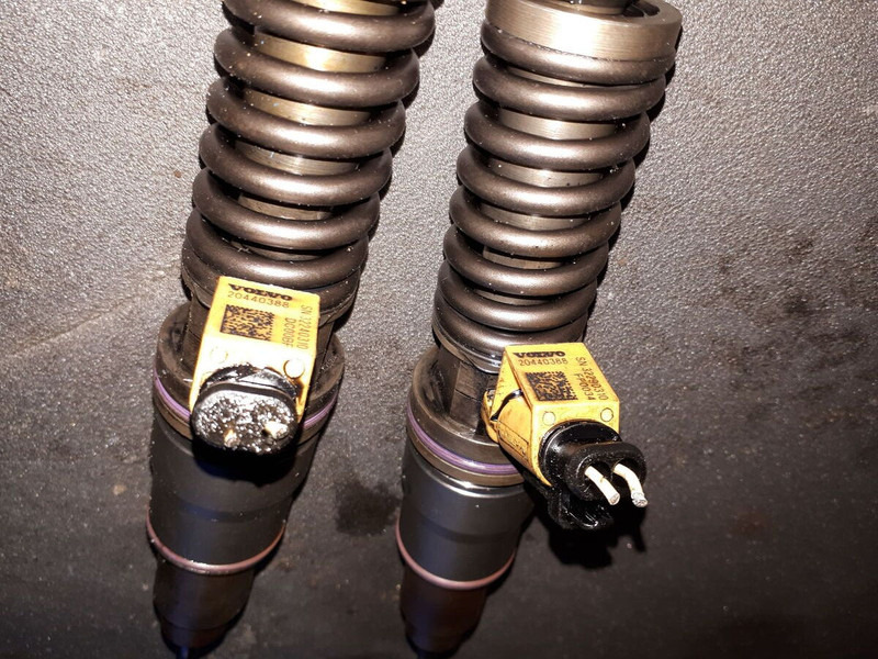 Volvo DCOOBF / Scania / D10a. D7a . D7C - فلتر الوقود: صور 2 Volvo DCOOBF / Scania / D10a. D7a . D7C - فلتر الوقود: صور 2