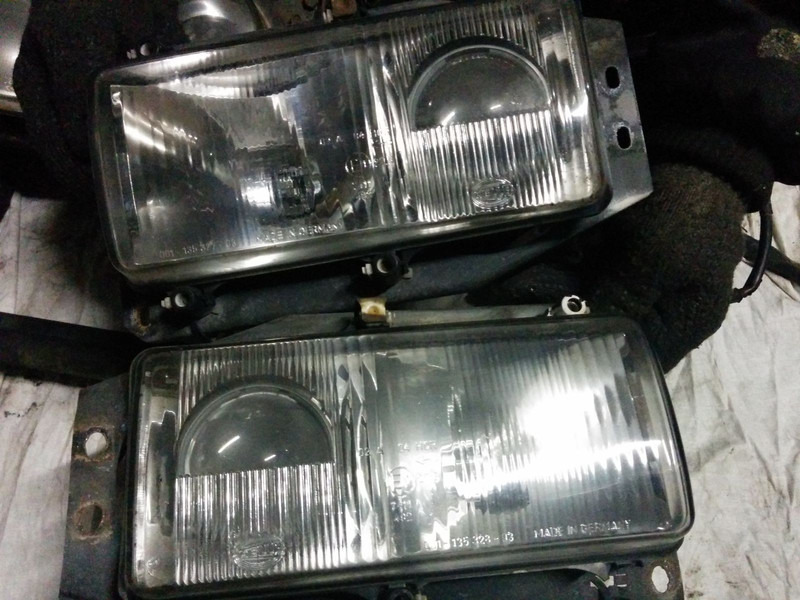 Volvo Скания омни линк - كشافات: صور 3 Volvo Скания омни линк - كشافات: صور 3