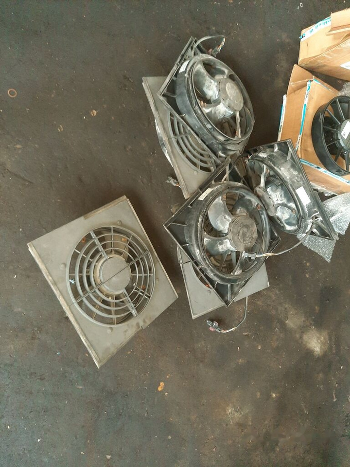 Volvo maslyanyy motor ventilyatora SAUER DANFOSS C19.2L00888\174 Scania Omni Siti - Link/ Volvo B12 / b 10. - مروحة تهوية - حافلة: صور 2 Volvo maslyanyy motor ventilyatora SAUER DANFOSS C19.2L00888\174 Scania Omni Siti - Link/ Volvo B12 / b 10. - مروحة تهوية - حافلة: صور 2