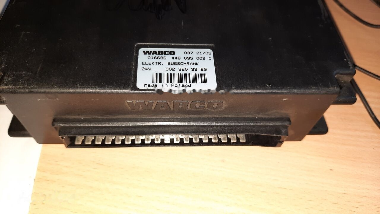 WABCO 4460550520.\FLO Control 22123A24\0839W3 - كتلة التحكم - حافلة: صور 3 WABCO 4460550520.\FLO Control 22123A24\0839W3 - كتلة التحكم - حافلة: صور 3
