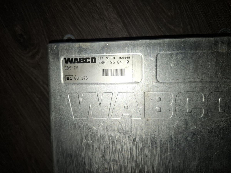 Wabco 4461350410.\4461702000 /4461900010 - كتلة التحكم: صور 1 Wabco 4461350410.\4461702000 /4461900010 - كتلة التحكم: صور 1