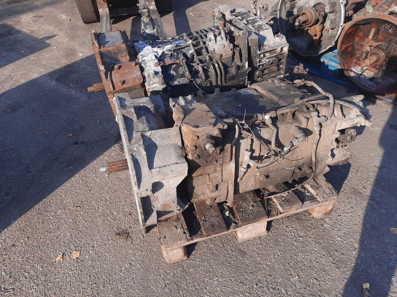 ZF 16S130 .8S180IT . 6S150C. 8S140 IT.6S80+GV80/ 6S90/ S5-24-3 / 6S - علبة التروس: صور 1 ZF 16S130 .8S180IT . 6S150C. 8S140 IT.6S80+GV80/ 6S90/ S5-24-3 / 6S - علبة التروس: صور 1