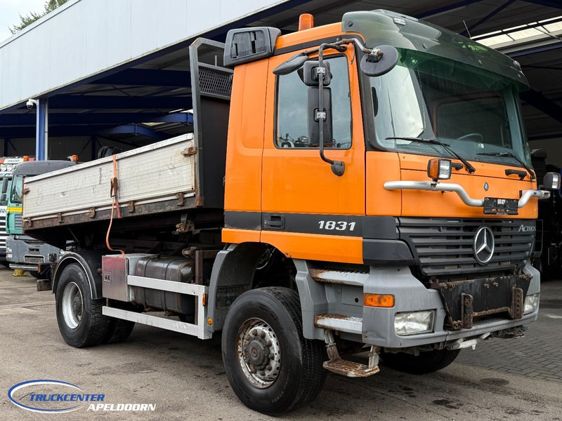 Mercedes-Benz Actros 1831 4x4 Naafreductie, Bladgeveerd, EPS, Originele kilometerstand! - قلابات: صور 1 Mercedes-Benz Actros 1831 4x4 Naafreductie, Bladgeveerd, EPS, Originele kilometerstand! - قلابات: صور 1