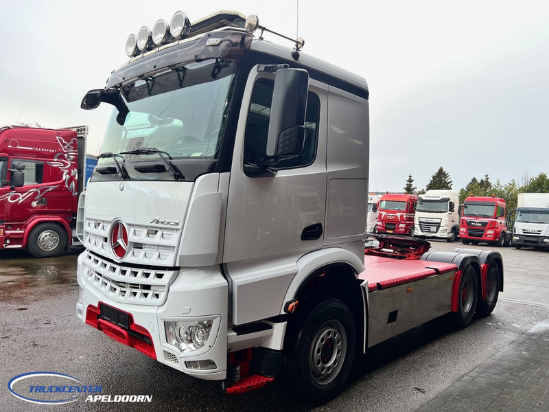 Mercedes-Benz Arocs 3351 6x4 Big axles, Hydraulic - شاحنة جرار: صور 3 Mercedes-Benz Arocs 3351 6x4 Big axles, Hydraulic - شاحنة جرار: صور 3
