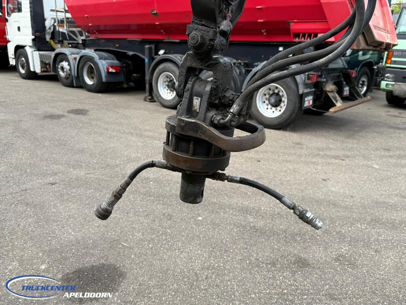 Scania R580 V8 8x4 Reduction axles, HMF 2620 K5 - قلابات, شاحنة كرين: صور 5 Scania R580 V8 8x4 Reduction axles, HMF 2620 K5 - قلابات, شاحنة كرين: صور 5