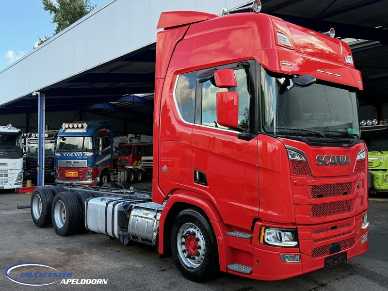 Scania R650 V8 NGS 6x2, 435 cm Wielbasis, Retarder - الشاسيه شاحنة: صور 1 Scania R650 V8 NGS 6x2, 435 cm Wielbasis, Retarder - الشاسيه شاحنة: صور 1
