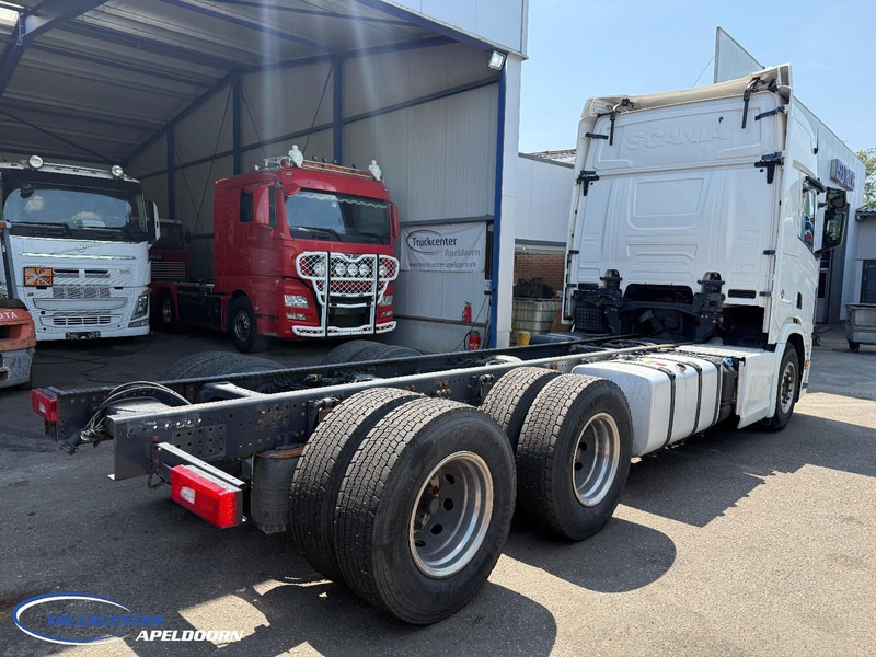 Scania R650 V8 NGS 6x4, Standclima, Retarder, PTO, 9000 Vooras - الشاسيه شاحنة: صور 2 Scania R650 V8 NGS 6x4, Standclima, Retarder, PTO, 9000 Vooras - الشاسيه شاحنة: صور 2