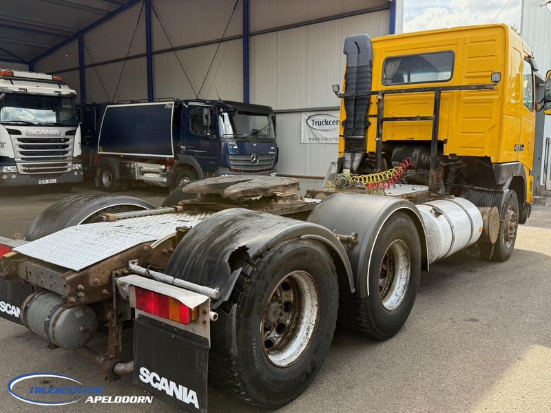 Volvo FH 12 - 420 6x4, Handgeschakeld, Euro 2, Hydrauliek - شاحنة جرار: صور 3 Volvo FH 12 - 420 6x4, Handgeschakeld, Euro 2, Hydrauliek - شاحنة جرار: صور 3