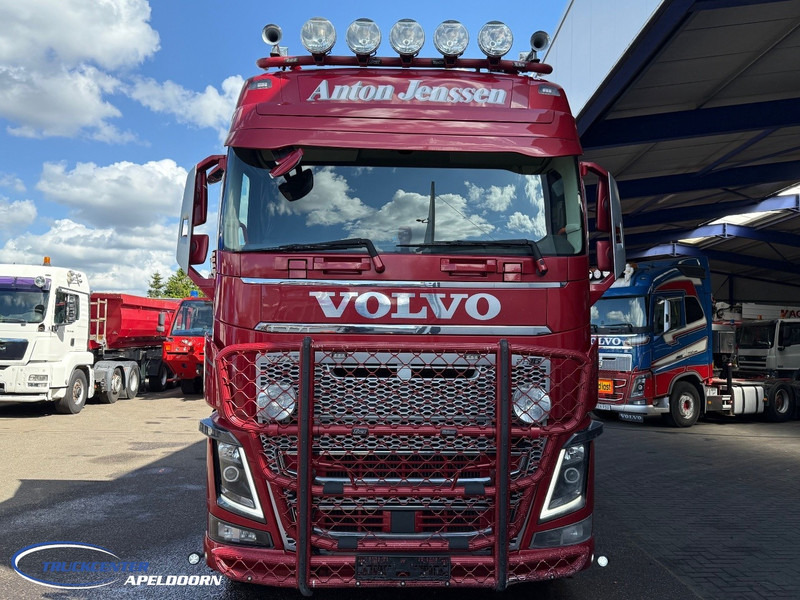 Volvo FH 750 6x4 Tandemlift, Retarder, PTO - الشاسيه شاحنة: صور 5 Volvo FH 750 6x4 Tandemlift, Retarder, PTO - الشاسيه شاحنة: صور 5