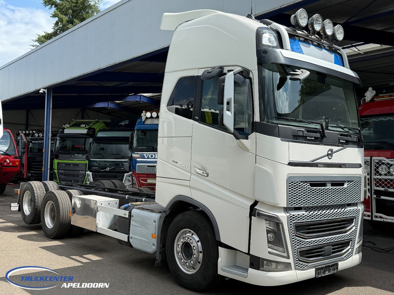Volvo FH 750 Globetrotter XL, Retarder, 460 WB, Reduction axle, Pto - الشاسيه شاحنة: صور 1 Volvo FH 750 Globetrotter XL, Retarder, 460 WB, Reduction axle, Pto - الشاسيه شاحنة: صور 1