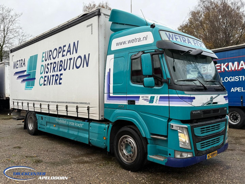 Volvo FM Schuifdak, Laadklep, Globetrotter - شاحنة ستارة: صور 1 Volvo FM Schuifdak, Laadklep, Globetrotter - شاحنة ستارة: صور 1