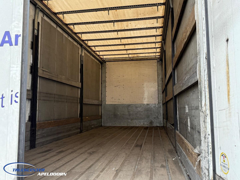 Volvo FM Schuifdak, Laadklep, Globetrotter - شاحنة ستارة: صور 5 Volvo FM Schuifdak, Laadklep, Globetrotter - شاحنة ستارة: صور 5