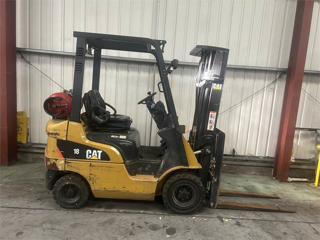 CAT GP18NT - رافعة شوكية تعمل بالغاز: صور 5 CAT GP18NT - رافعة شوكية تعمل بالغاز: صور 5