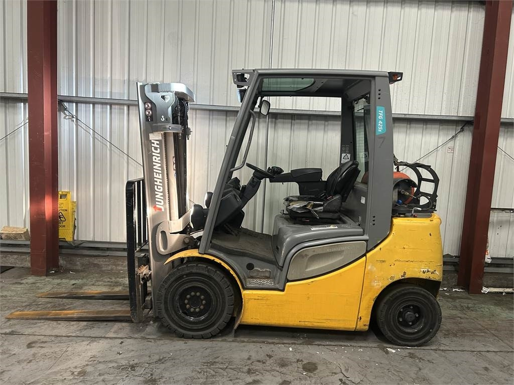 Jungheinrich TFG425S - رافعة شوكية تعمل بالغاز: صور 1 Jungheinrich TFG425S - رافعة شوكية تعمل بالغاز: صور 1