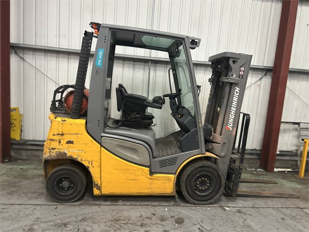 Jungheinrich TFG425S - رافعة شوكية تعمل بالغاز: صور 5 Jungheinrich TFG425S - رافعة شوكية تعمل بالغاز: صور 5