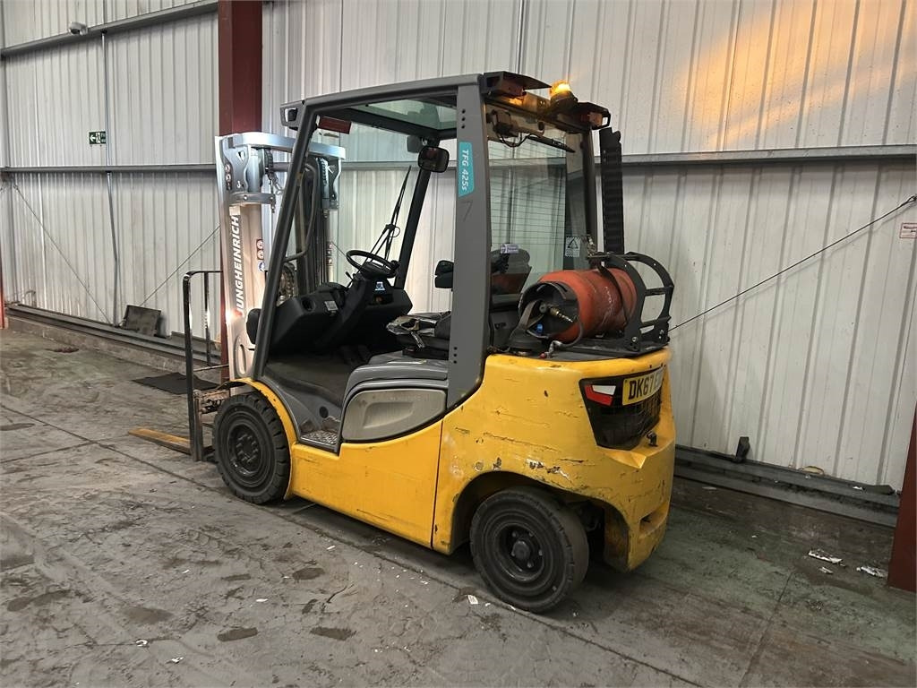 Jungheinrich TFG425S - رافعة شوكية تعمل بالغاز: صور 3 Jungheinrich TFG425S - رافعة شوكية تعمل بالغاز: صور 3