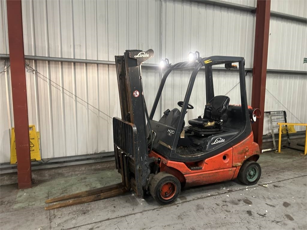 Linde H20T-03 - رافعة شوكية تعمل بالغاز: صور 2 Linde H20T-03 - رافعة شوكية تعمل بالغاز: صور 2