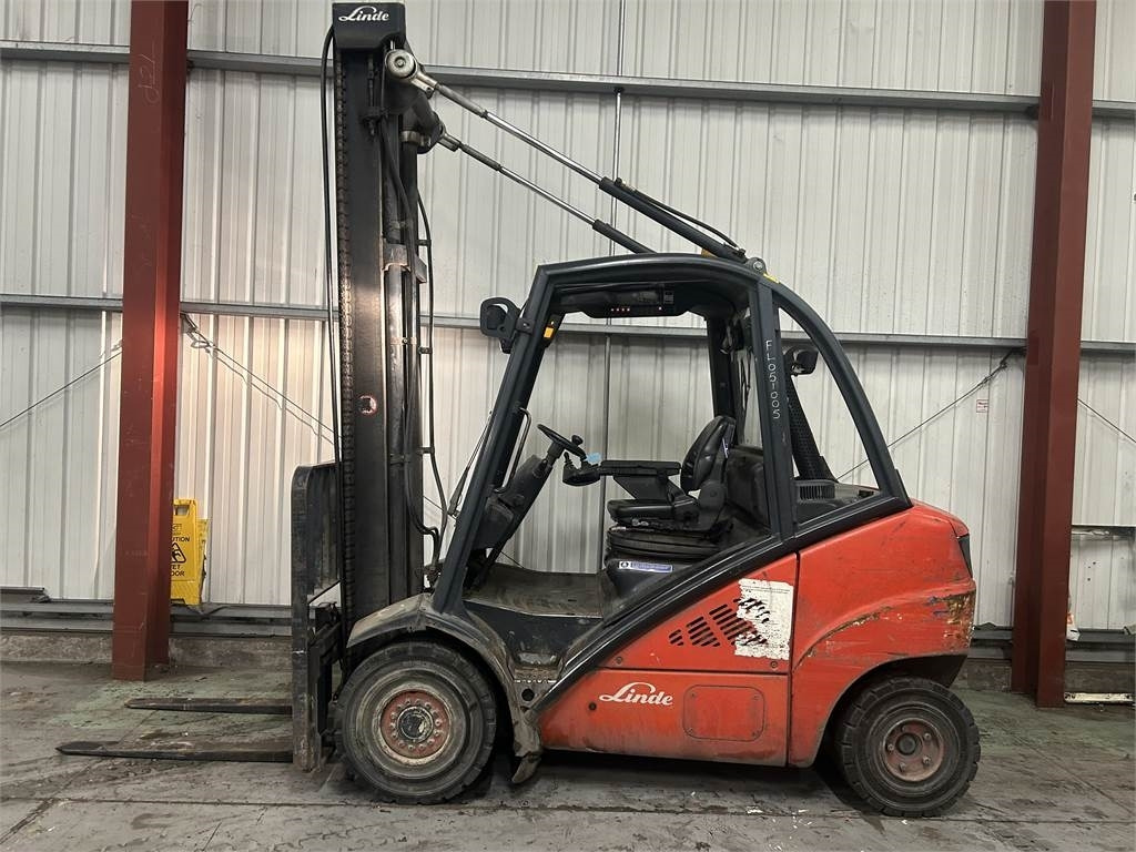 Linde H30D - رافعة شوكية ديزل: صور 1 Linde H30D - رافعة شوكية ديزل: صور 1