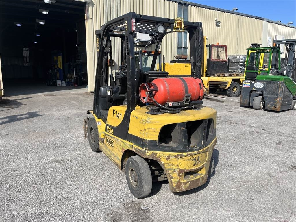 Yale GLP25VX - رافعة شوكية تعمل بالغاز: صور 5 Yale GLP25VX - رافعة شوكية تعمل بالغاز: صور 5
