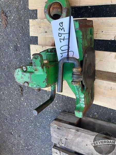 John Deere Trekhaakframe / Trekhaak - ملحقات - الآلات والماكينات الزراعية: صور 5 John Deere Trekhaakframe / Trekhaak - ملحقات - الآلات والماكينات الزراعية: صور 5