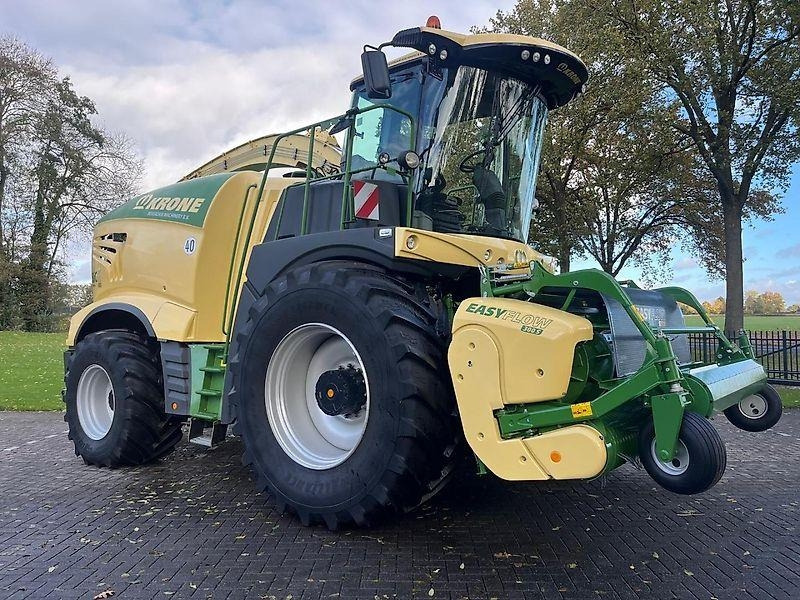 Krone Big X 680 Optimaize Top zustand! Complete! - الآلات والماكينات الزراعية: صور 1 Krone Big X 680 Optimaize Top zustand! Complete! - الآلات والماكينات الزراعية: صور 1