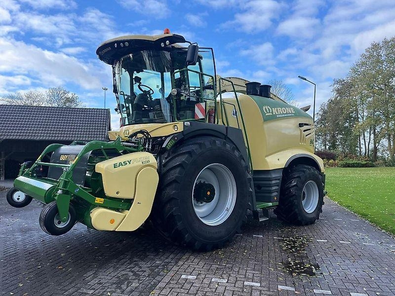 Krone Big X 680 Optimaize Top zustand! Complete! - الآلات والماكينات الزراعية: صور 2 Krone Big X 680 Optimaize Top zustand! Complete! - الآلات والماكينات الزراعية: صور 2