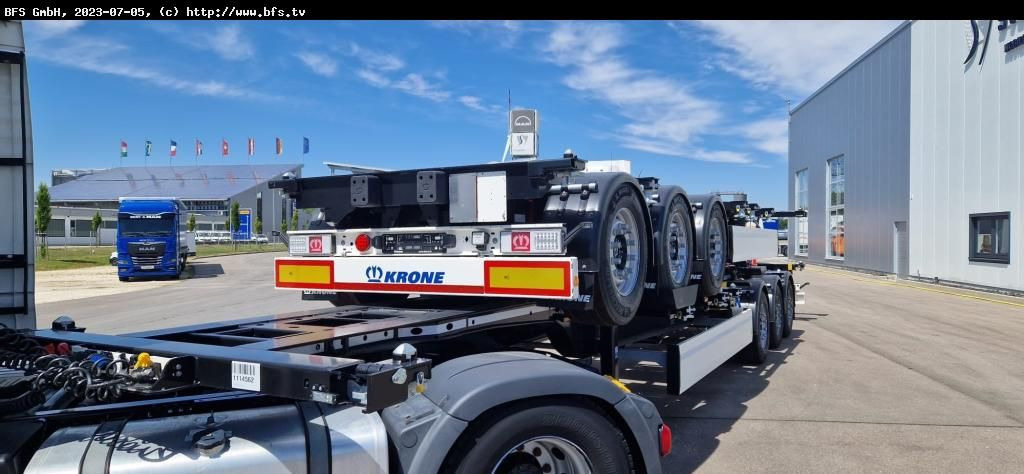 Krone Sattelauflieger Container Chassi SDC 27 eLTU5-2 Krone Sattelauflieger Container Chassi SDC 27 eLTU5-2 - شاحنات الحاويات/ جسم علوي قابل للتغيير نصف مقطورة: صور 4 Krone Sattelauflieger Container Chassi SDC 27 eLTU5-2 Krone Sattelauflieger Container Chassi SDC 27 eLTU5-2 - شاحنات الحاويات/ جسم علوي قابل للتغيير نصف مقطورة: صور 4