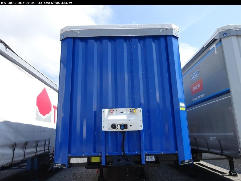 Krone Sattelauflieger SDP 27 eLB50-CS XL Getränke, Cod Krone Sattelauflieger SDP 27 eLB50-CS XL Getränke, Cod - الخيمة نصف مقطورة: صور 2 Krone Sattelauflieger SDP 27 eLB50-CS XL Getränke, Cod Krone Sattelauflieger SDP 27 eLB50-CS XL Getränke, Cod - الخيمة نصف مقطورة: صور 2