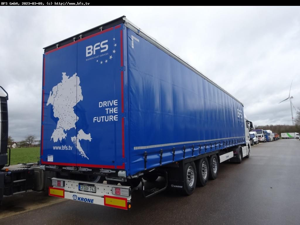 Krone Sattelauflieger SDP 27 eLB50-CS XL Getränke, Cod Krone Sattelauflieger SDP 27 eLB50-CS XL Getränke, Cod - الخيمة نصف مقطورة: صور 2 Krone Sattelauflieger SDP 27 eLB50-CS XL Getränke, Cod Krone Sattelauflieger SDP 27 eLB50-CS XL Getränke, Cod - الخيمة نصف مقطورة: صور 2