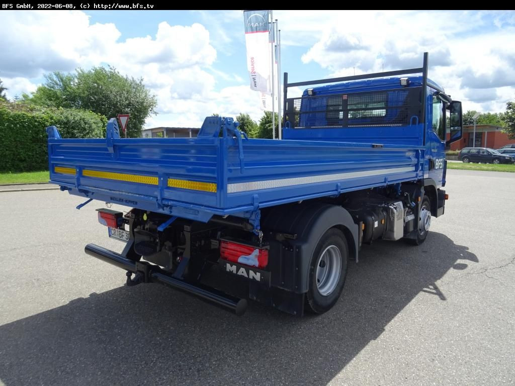 MAN TGL (TG3) 8.220 4x2 BB CH TG3, Schalter - قلاب صغير: صور 2 MAN TGL (TG3) 8.220 4x2 BB CH TG3, Schalter - قلاب صغير: صور 2