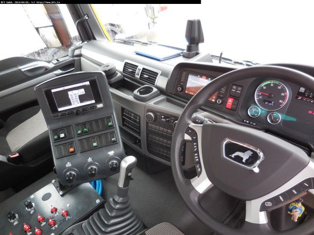 MAN TGS 18.420 4X2 BL Bucher OF 8000 TWIN beidseitig - سياره كنس شوارع: صور 4 MAN TGS 18.420 4X2 BL Bucher OF 8000 TWIN beidseitig - سياره كنس شوارع: صور 4