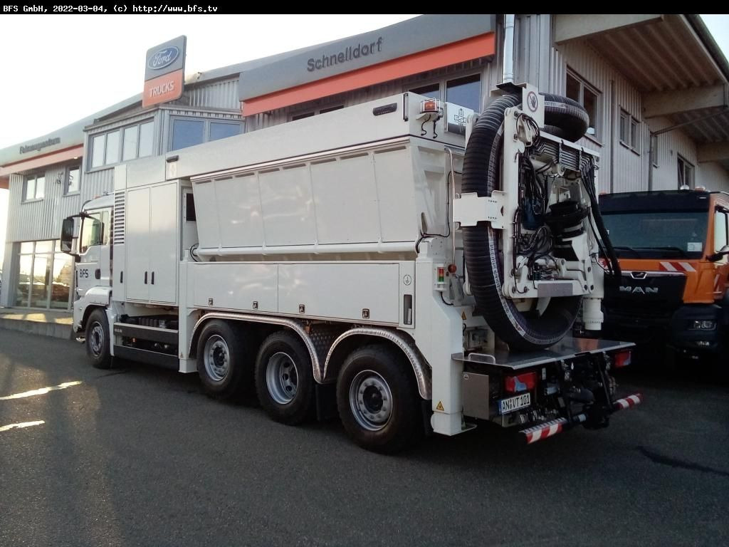 MAN TGS 35.510 8X4-4 BL RSP Saugbagger - فراغ شاحنة: صور 3 MAN TGS 35.510 8X4-4 BL RSP Saugbagger - فراغ شاحنة: صور 3