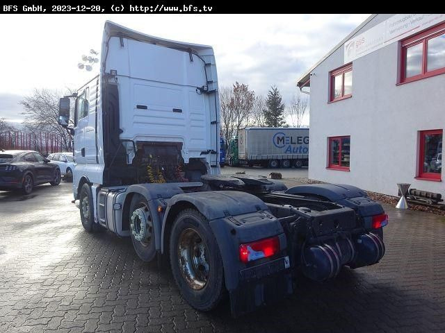 MAN TGX 26.580 6x2/4 BLS 6x2/4 Vorlaufachse - شاحنة جرار: صور 3 MAN TGX 26.580 6x2/4 BLS 6x2/4 Vorlaufachse - شاحنة جرار: صور 3