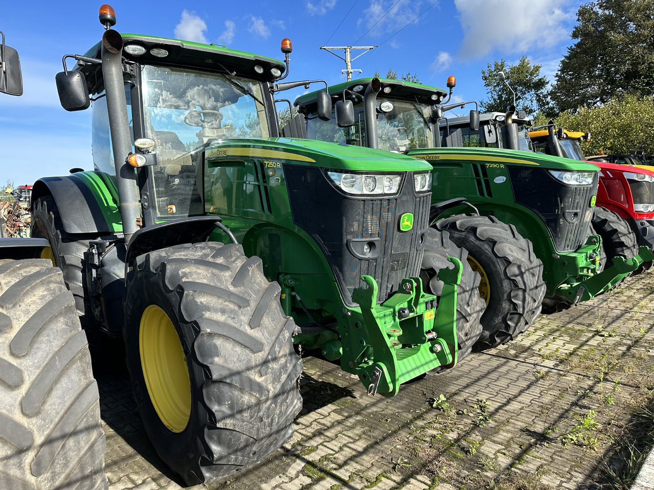 John Deere 7290R AutoPower 55 km/h ABS 310 PS GPS - جرار: صور 3 John Deere 7290R AutoPower 55 km/h ABS 310 PS GPS - جرار: صور 3