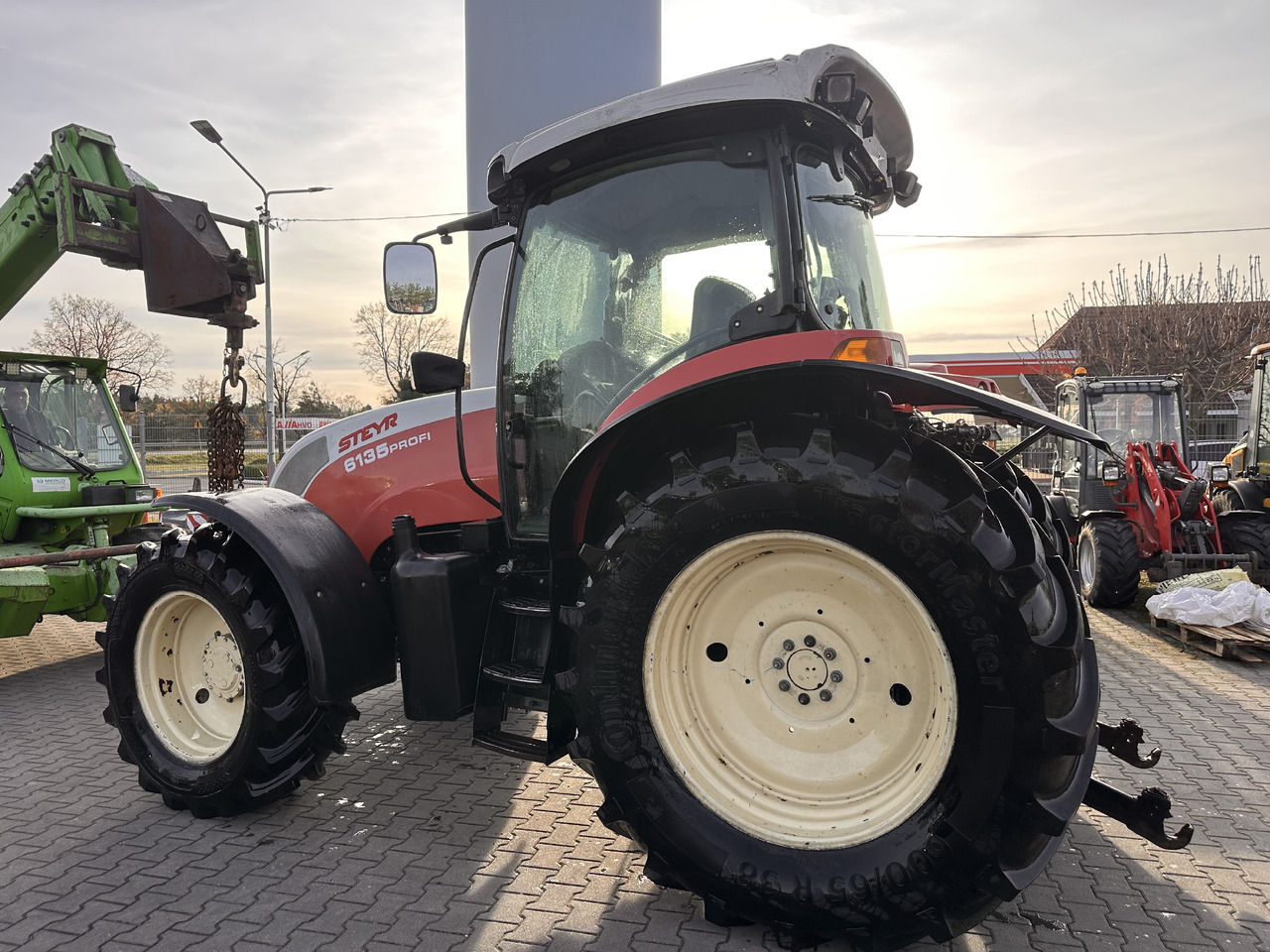 STEYR 6135 PROFI - جرار: صور 4 STEYR 6135 PROFI - جرار: صور 4