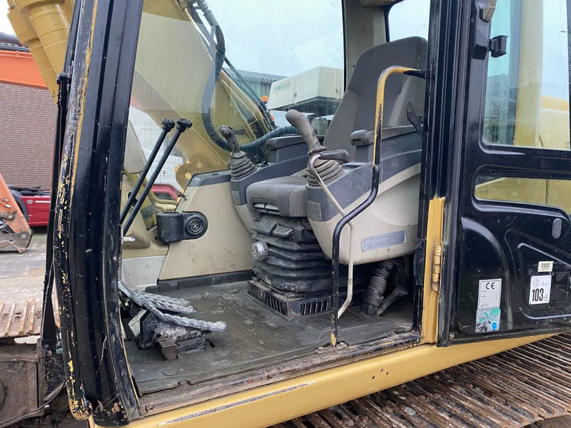 Caterpillar CAT 315C 17136 HOURS - حفارات زحافة: صور 4 Caterpillar CAT 315C 17136 HOURS - حفارات زحافة: صور 4