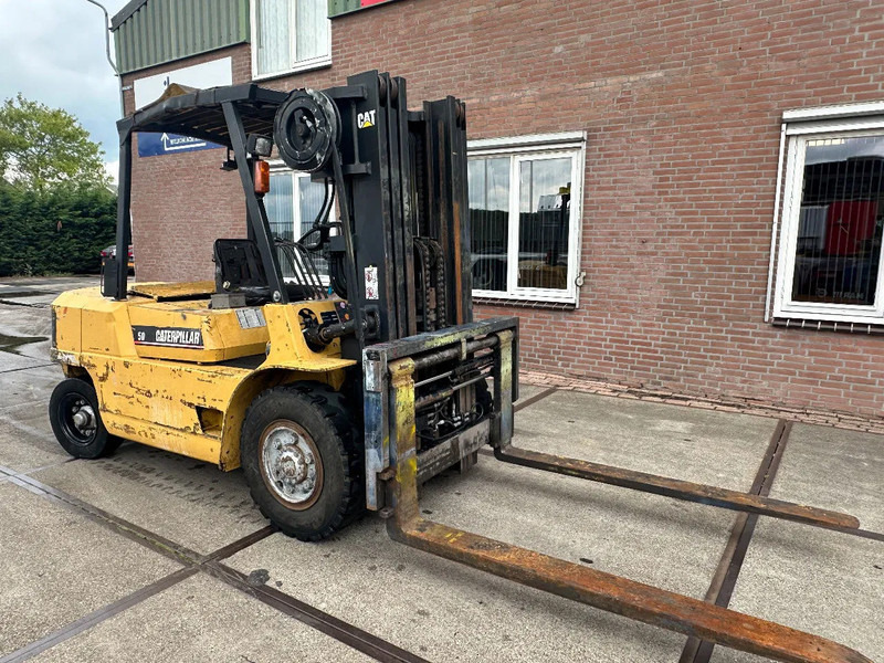 Caterpillar DP50 VORKVERSTELLERS +SIDE SHIFT - رافعة شوكية ديزل: صور 2 Caterpillar DP50 VORKVERSTELLERS +SIDE SHIFT - رافعة شوكية ديزل: صور 2