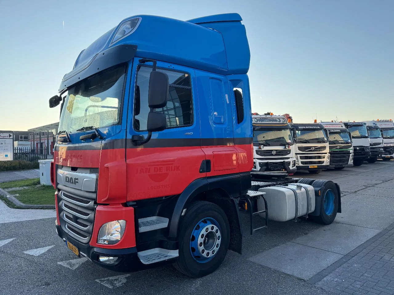 DAF CF 410 4X2 STANDARD EURO 6 FRIDGE - شاحنة جرار: صور 1 DAF CF 410 4X2 STANDARD EURO 6 FRIDGE - شاحنة جرار: صور 1