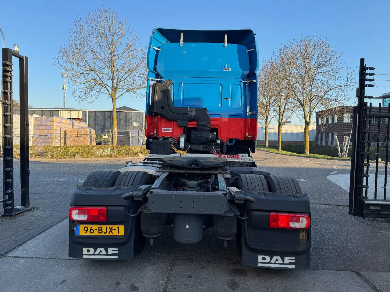 DAF CF 410 4X2 STANDARD EURO 6 FRIDGE - شاحنة جرار: صور 5 DAF CF 410 4X2 STANDARD EURO 6 FRIDGE - شاحنة جرار: صور 5