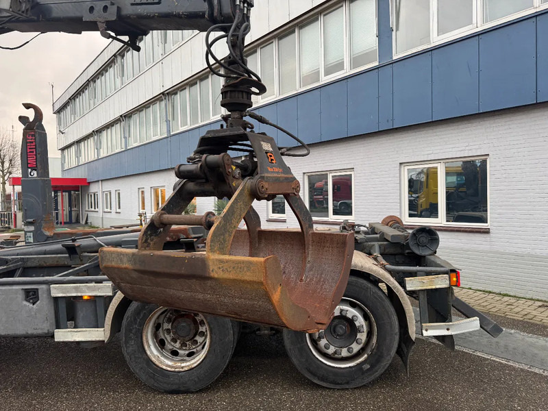 DAF CF 75.310 6X2 EURO 5 HMF 1244 Z2 + REMOTE + HIAB 17T HOOK - شاحنة ذات الخطاف, شاحنة كرين: صور 4 DAF CF 75.310 6X2 EURO 5 HMF 1244 Z2 + REMOTE + HIAB 17T HOOK - شاحنة ذات الخطاف, شاحنة كرين: صور 4