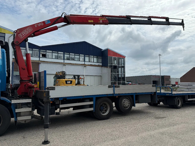 DAF CF 85.380 6X2 + FASSI F190A.24 + REMOTE + WINCH - شاحنات مسطحة, شاحنة كرين: صور 2 DAF CF 85.380 6X2 + FASSI F190A.24 + REMOTE + WINCH - شاحنات مسطحة, شاحنة كرين: صور 2