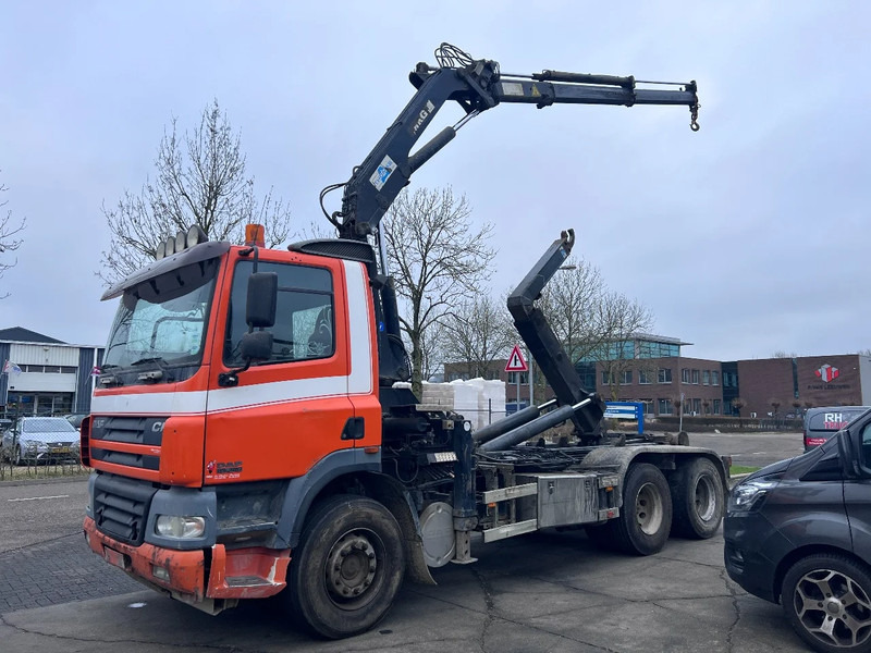 DAF CF 85.380 6X2 + MKG 141 A2 CRANE + 20 TON HOOKLIFT - EURO 3 - MANUAL GEAR - 10 TYRES - شاحنة كرين: صور 2 DAF CF 85.380 6X2 + MKG 141 A2 CRANE + 20 TON HOOKLIFT - EURO 3 - MANUAL GEAR - 10 TYRES - شاحنة كرين: صور 2
