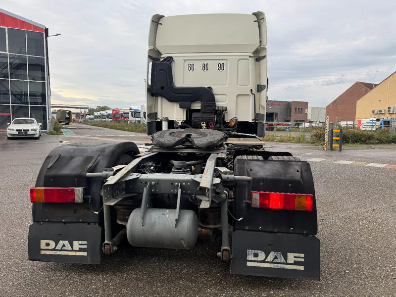 DAF CF 85.460 4X2 EURO 5 SLEEPER CAB - شاحنة جرار: صور 5 DAF CF 85.460 4X2 EURO 5 SLEEPER CAB - شاحنة جرار: صور 5