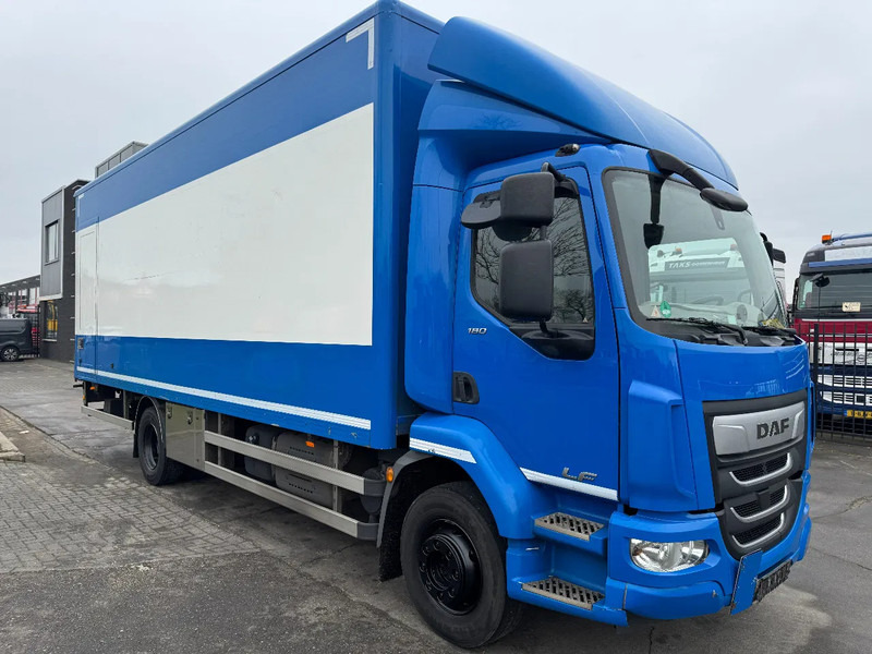 DAF LF 180 4X2 - EURO 6 + DHOLLANDIA LIFT - بصندوق مغلق شاحنة: صور 3 DAF LF 180 4X2 - EURO 6 + DHOLLANDIA LIFT - بصندوق مغلق شاحنة: صور 3