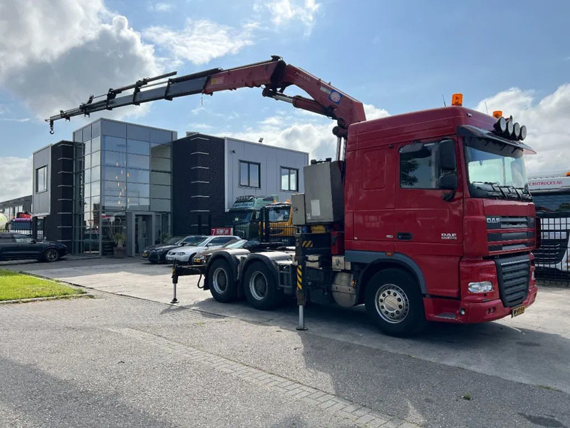 DAF XF 105.460 6X4 EURO 5 + HMF 4220 K6 + REMOTE CONTROL + RETARDER - شاحنة كرين: صور 1 DAF XF 105.460 6X4 EURO 5 + HMF 4220 K6 + REMOTE CONTROL + RETARDER - شاحنة كرين: صور 1