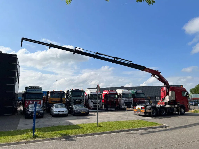 DAF XF 105.460 6X4 EURO 5 + HMF 4220 K6 + REMOTE CONTROL + RETARDER - شاحنة كرين: صور 5 DAF XF 105.460 6X4 EURO 5 + HMF 4220 K6 + REMOTE CONTROL + RETARDER - شاحنة كرين: صور 5