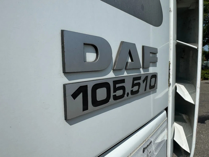DAF XF 105.510 4X2 SKIRTS ADR RETARDER STANDKLIMA - شاحنة جرار: صور 5 DAF XF 105.510 4X2 SKIRTS ADR RETARDER STANDKLIMA - شاحنة جرار: صور 5