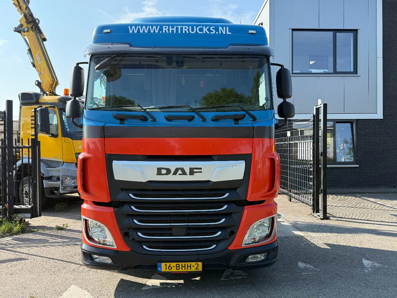 DAF XF 440 4X2 ENGINE RUNNING BUT TICKING! - شاحنة جرار: صور 3 DAF XF 440 4X2 ENGINE RUNNING BUT TICKING! - شاحنة جرار: صور 3