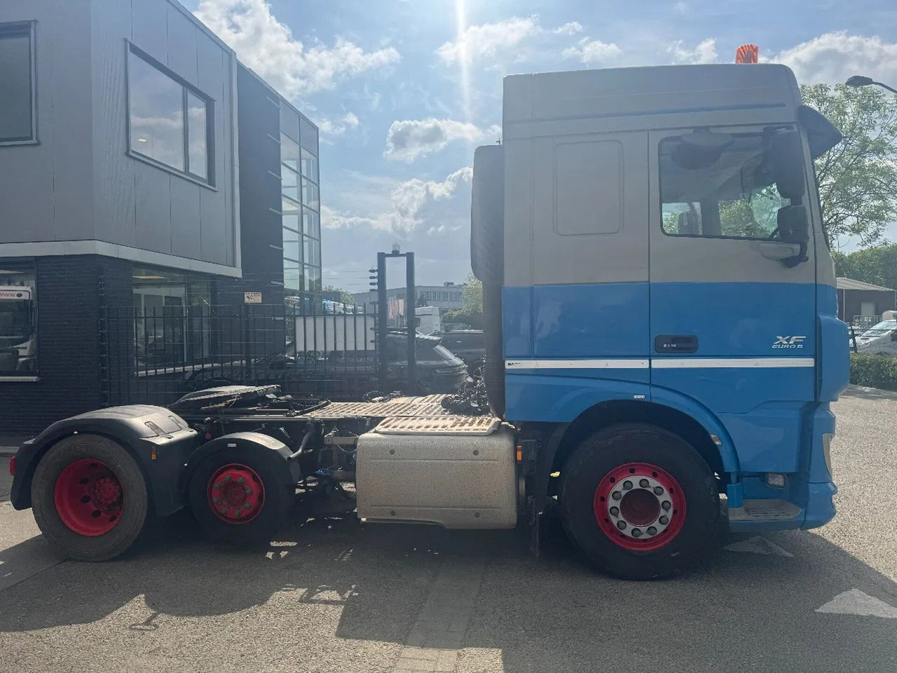 DAF XF 440 6X2 EURO 6 TÜV 09-2025 - شاحنة جرار: صور 4 DAF XF 440 6X2 EURO 6 TÜV 09-2025 - شاحنة جرار: صور 4